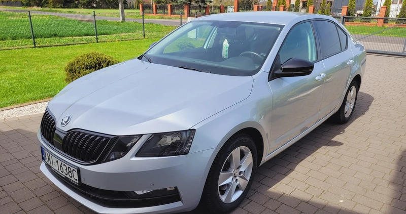 Skoda Octavia cena 59650 przebieg: 125500, rok produkcji 2019 z Koło małe 781